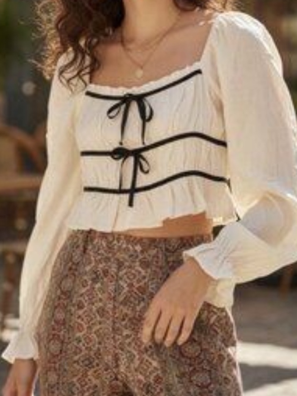 Thirty Thirty L/A Cream Smocked Milkmaid Renaissance Crop Blouse Size L